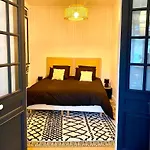 L'art Appart' - Lit King Size - Cinema Apartment Amiens